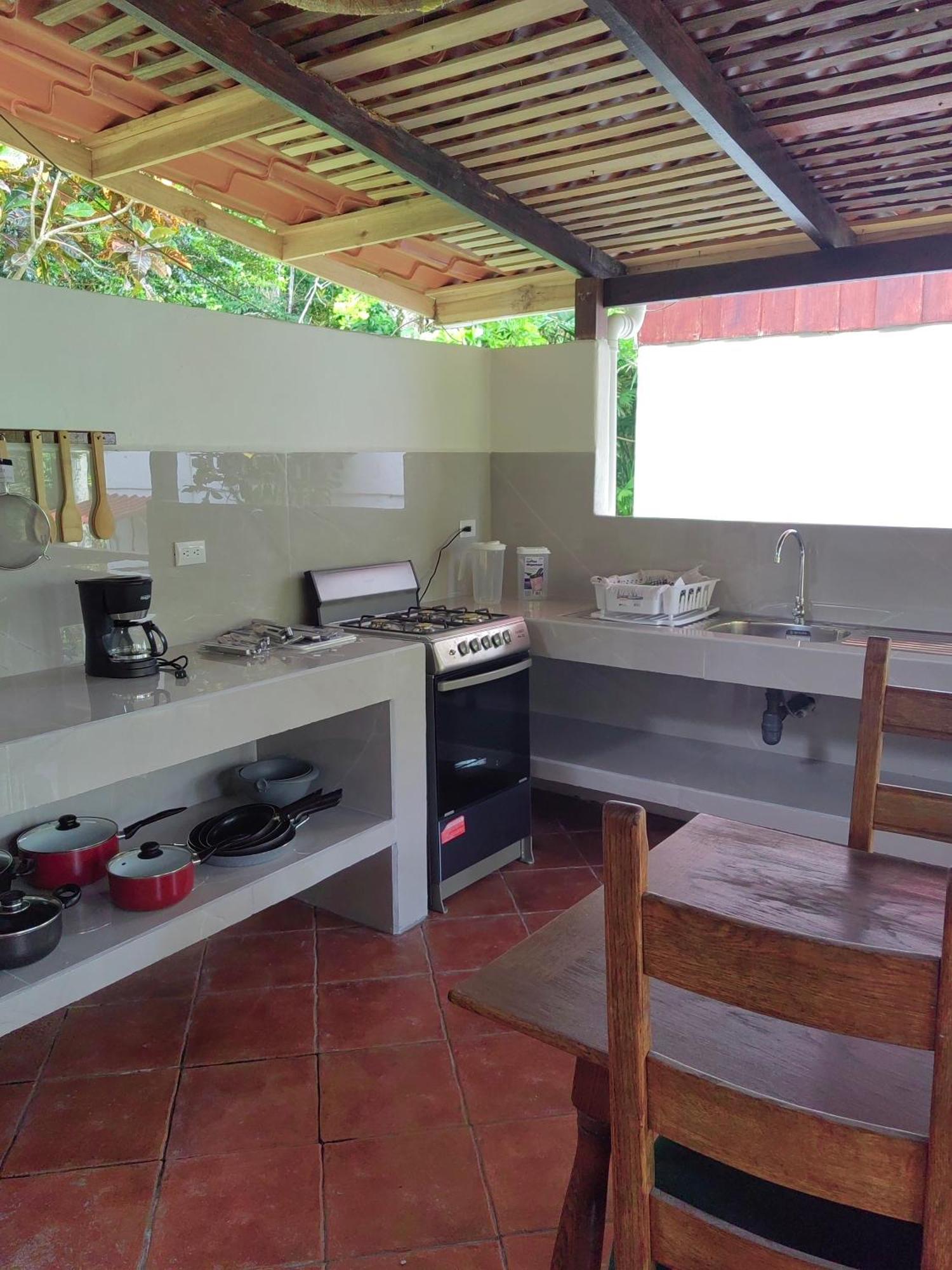 Cabinas Nirvana Ecolodge Cahuita Eksteriør billede